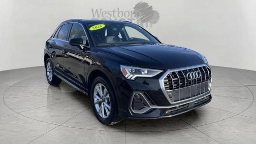 2024 Audi Q3 Premium 45 TFSI S line quattro Tiptronic