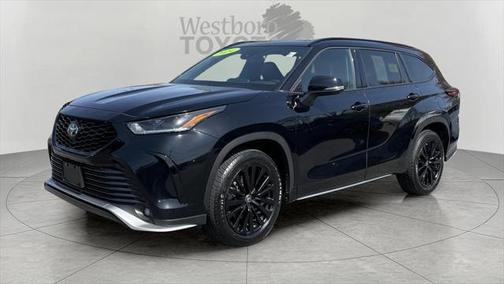 2024 Toyota Highlander XSE