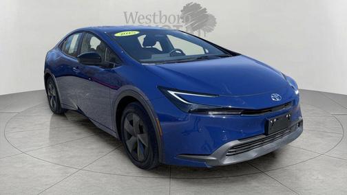 2025 Toyota Prius LE