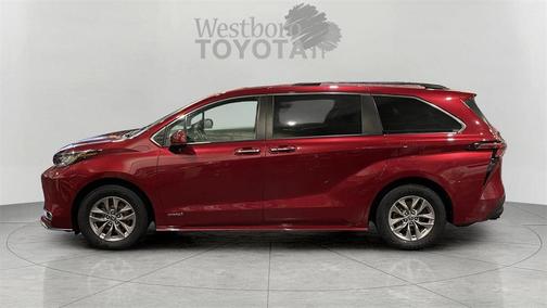 2021 Toyota Sienna XLE 7 Passenger