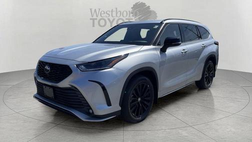 Celestial Silver Metallic 2025 Toyota Highlander XSE