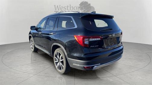 2019 Honda Pilot Touring 8-Passenger