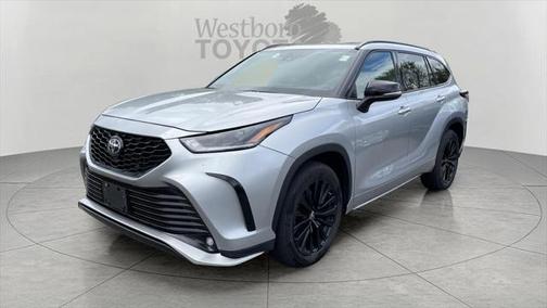 2024 Toyota Highlander XSE