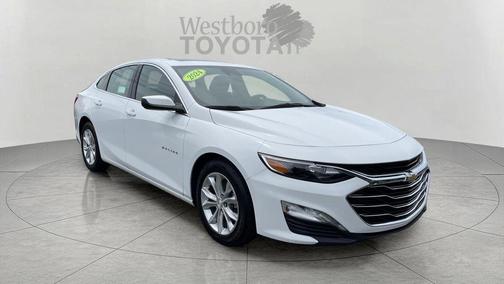 Summit White 2024 Chevrolet Malibu FWD 1LT