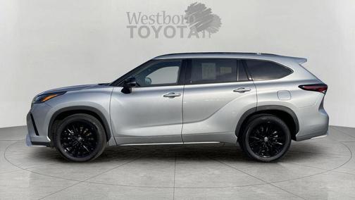 Celestial Silver Metallic 2025 Toyota Highlander XSE