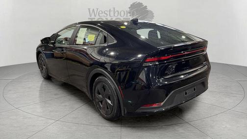 2025 Toyota Prius LE