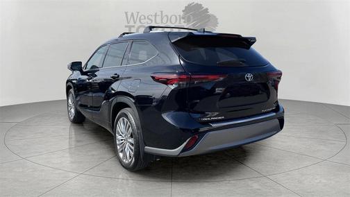 2024 Toyota Highlander Platinum