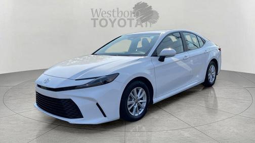 Ice 2025 Toyota Camry LE
