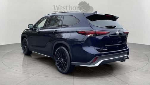 Blueprint 2025 Toyota Highlander XSE