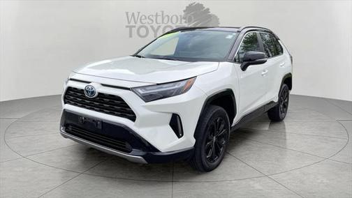 2022 Toyota RAV4 Hybrid SE
