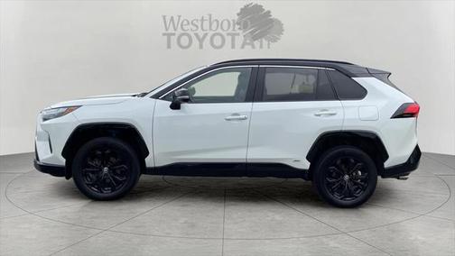 2022 Toyota RAV4 Hybrid SE
