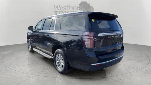 2024 Chevrolet Suburban LT