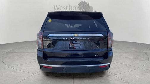 2024 Chevrolet Suburban LT
