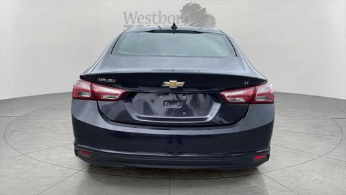 2022 Chevrolet Malibu FWD LT
