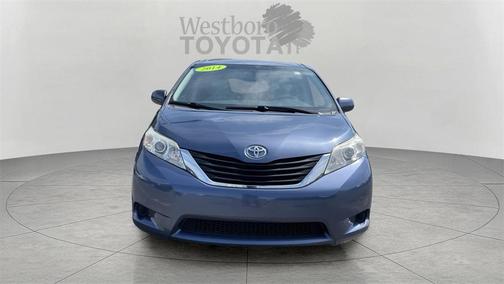 2014 Toyota Sienna LE
