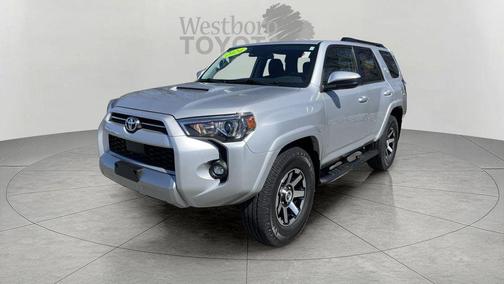 Classic Silver Metallic 2024 Toyota 4Runner TRD Off Road