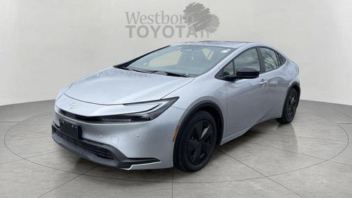 2025 Toyota Prius LE