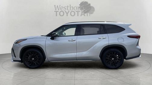 Celestial Silver Metallic 2025 Toyota Highlander XSE