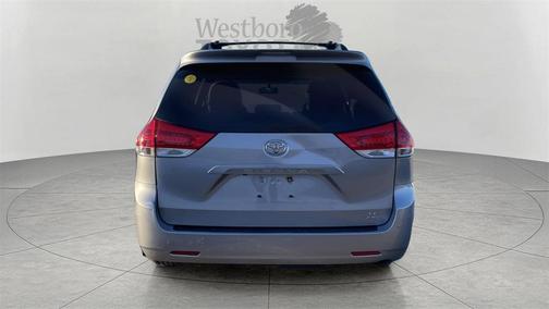 2012 Toyota Sienna LE