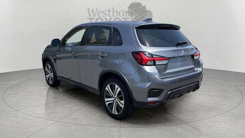 Alloy Silver Metallic 2024 Mitsubishi Outlander Sport 2.0 ES