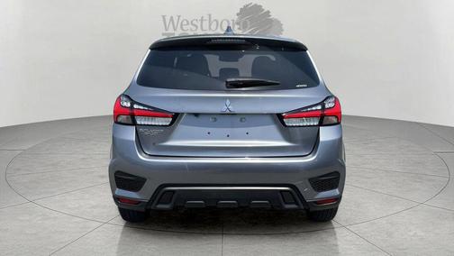Alloy Silver Metallic 2024 Mitsubishi Outlander Sport 2.0 ES