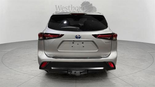 2024 Toyota Highlander Hybrid XLE