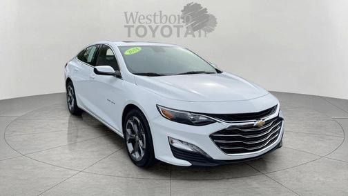 Summit White 2024 Chevrolet Malibu FWD 1LT