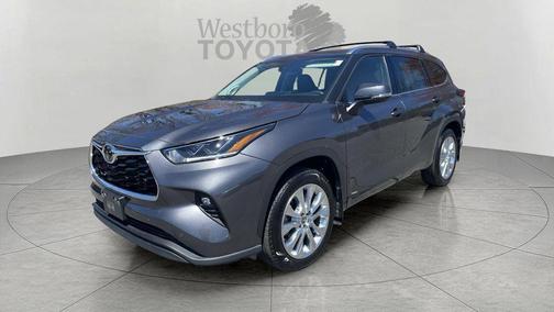 Magnetic Gray 2025 Toyota Highlander Hybrid Limited