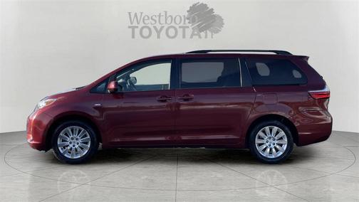 2016 Toyota Sienna LE