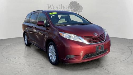 2016 Toyota Sienna LE