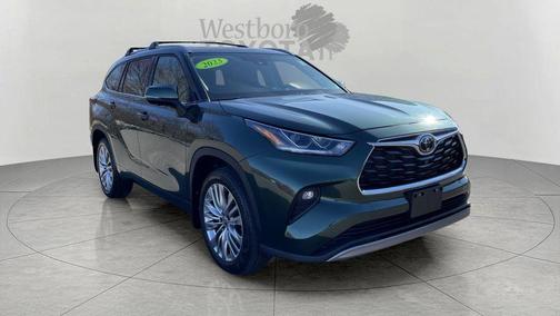 Cypress 2023 Toyota Highlander Platinum