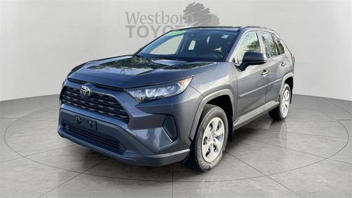 2020 Toyota RAV4 LE