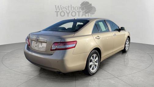 Sandy Beach Metallic 2011 Toyota Camry LE