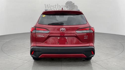2023 Toyota Corolla Cross XLE