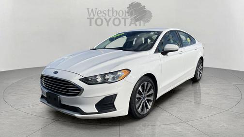 Oxford White 2019 Ford Fusion SE