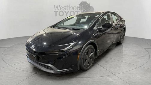 2025 Toyota Prius LE