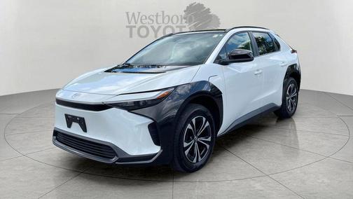Pearl 2025 Toyota bZ4X XLE