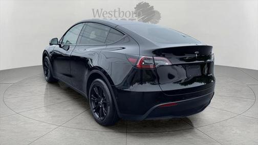 2022 Tesla Model Y Long Range Dual Motor All-Wheel Drive