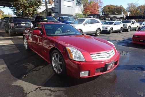 2005 Cadillac XLR Base