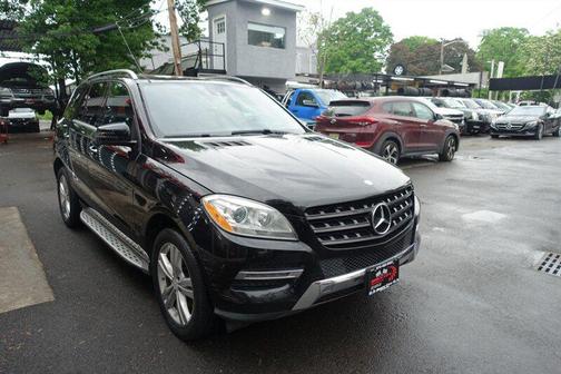 Black 2014 Mercedes-Benz M-Class ML 350 4MATIC