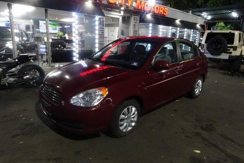 2010 Hyundai Accent GLS