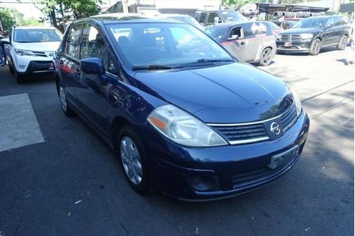 2009 Nissan Versa 1.8 S