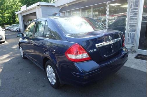2009 Nissan Versa 1.8 S