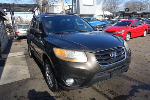 2011 Hyundai SANTA FE SE