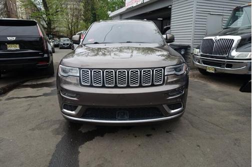 2019 Jeep Grand Cherokee Summit