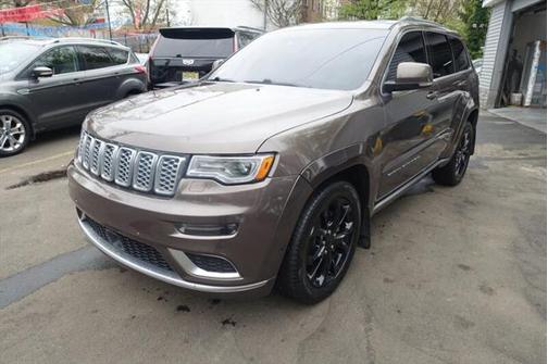 2019 Jeep Grand Cherokee Summit
