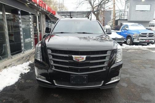 2017 Cadillac Escalade ESV Luxury