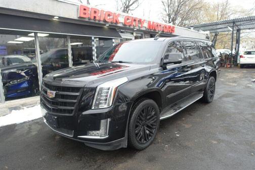 2017 Cadillac Escalade ESV Luxury