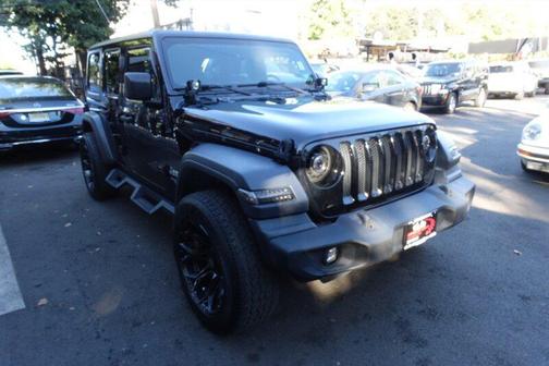 2018 Jeep Wrangler Unlimited Sport
