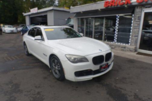 2012 BMW 750 i xDrive